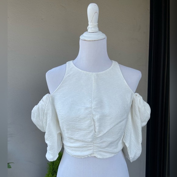 Zara Cropped Blouse with Puff/ Off Shoulder Sleeves in White, M - Picture 11 of 16